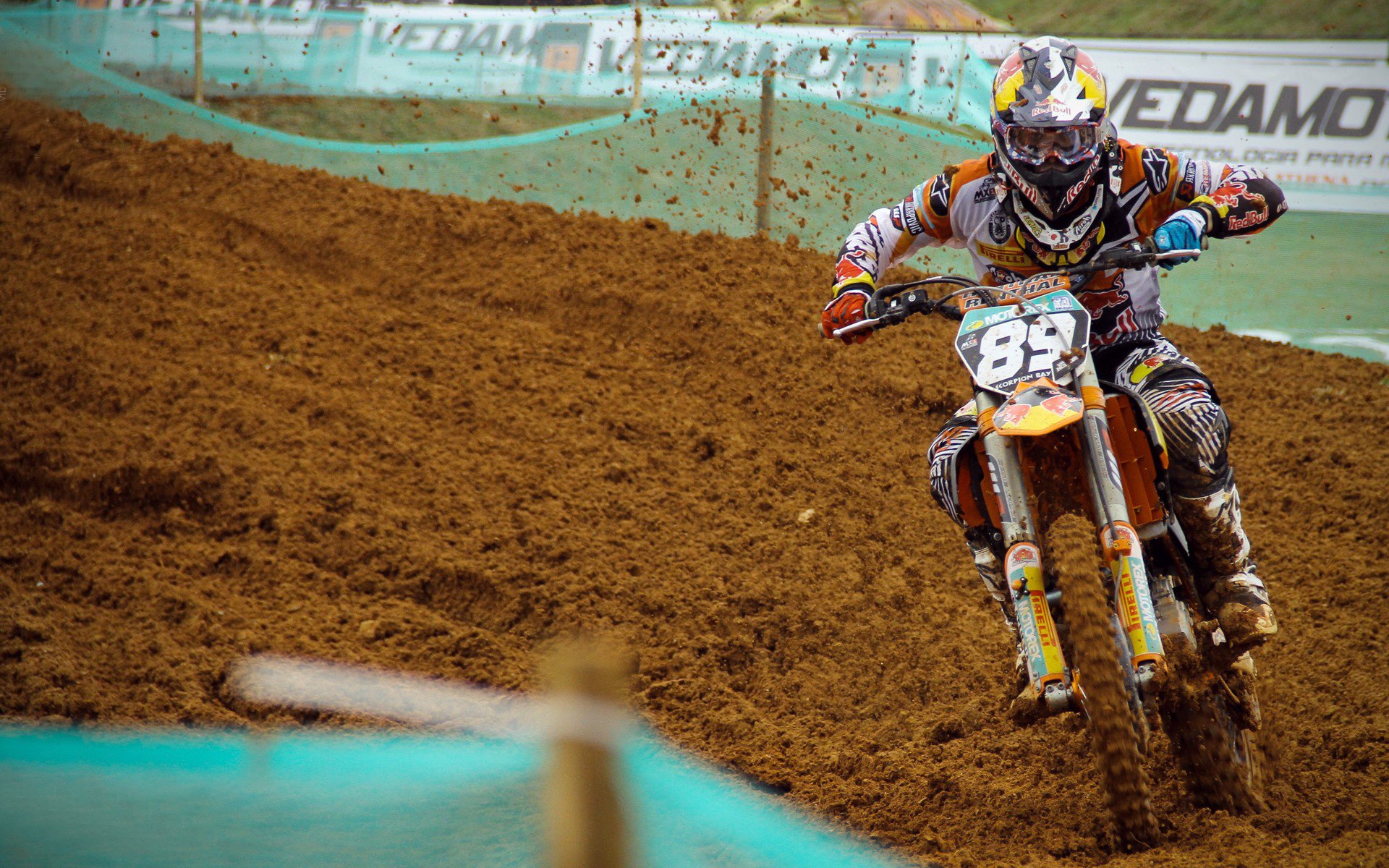 幸运队球员个个状态爆棚,共同打造胜利,幸运星足球队俱乐部